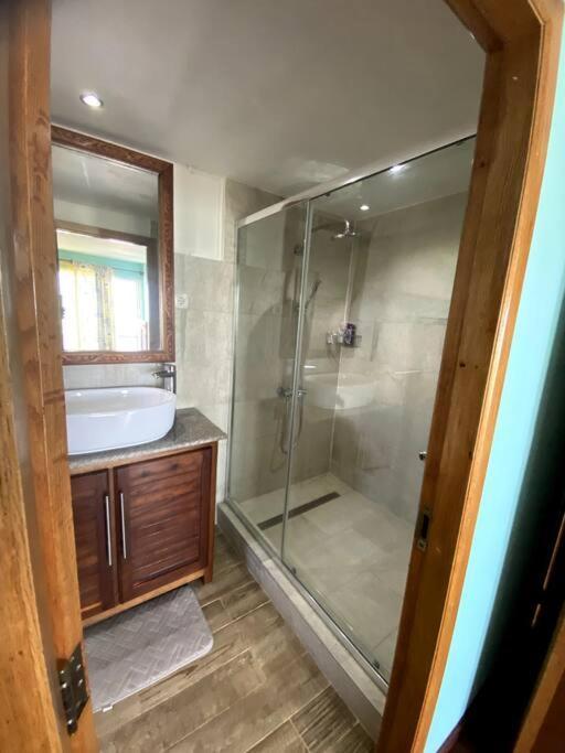 2 Bedroom Condo -Villa Ibiza Trou d'Eau Douce Ngoại thất bức ảnh
